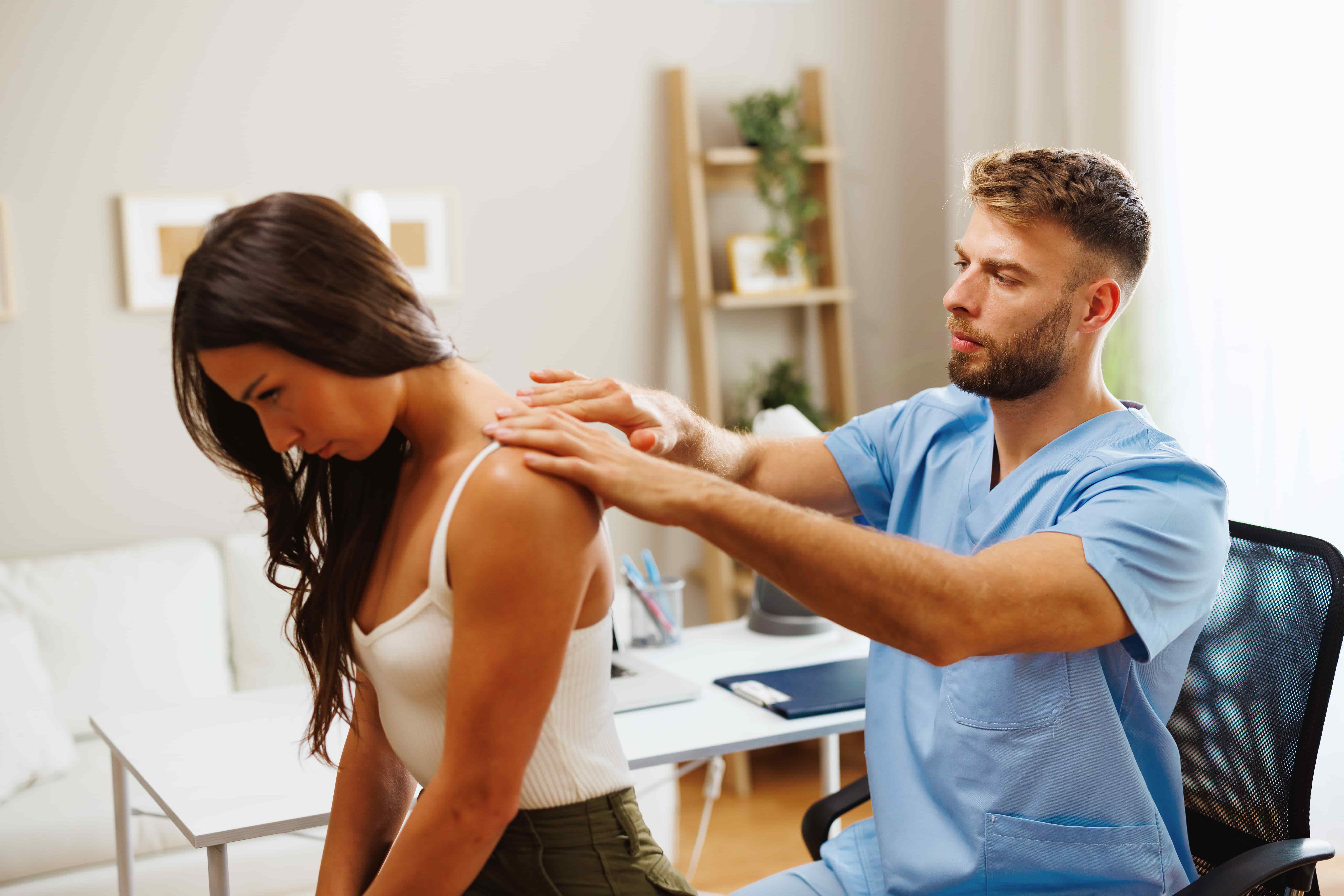 Doctores Quiropracticos de Accidentes, DC